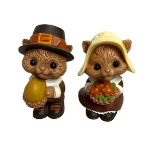 Vintage Hallmark Pilgrim Chipmunk Salt Pepper Shakers Thanksgiving Fall 1980s